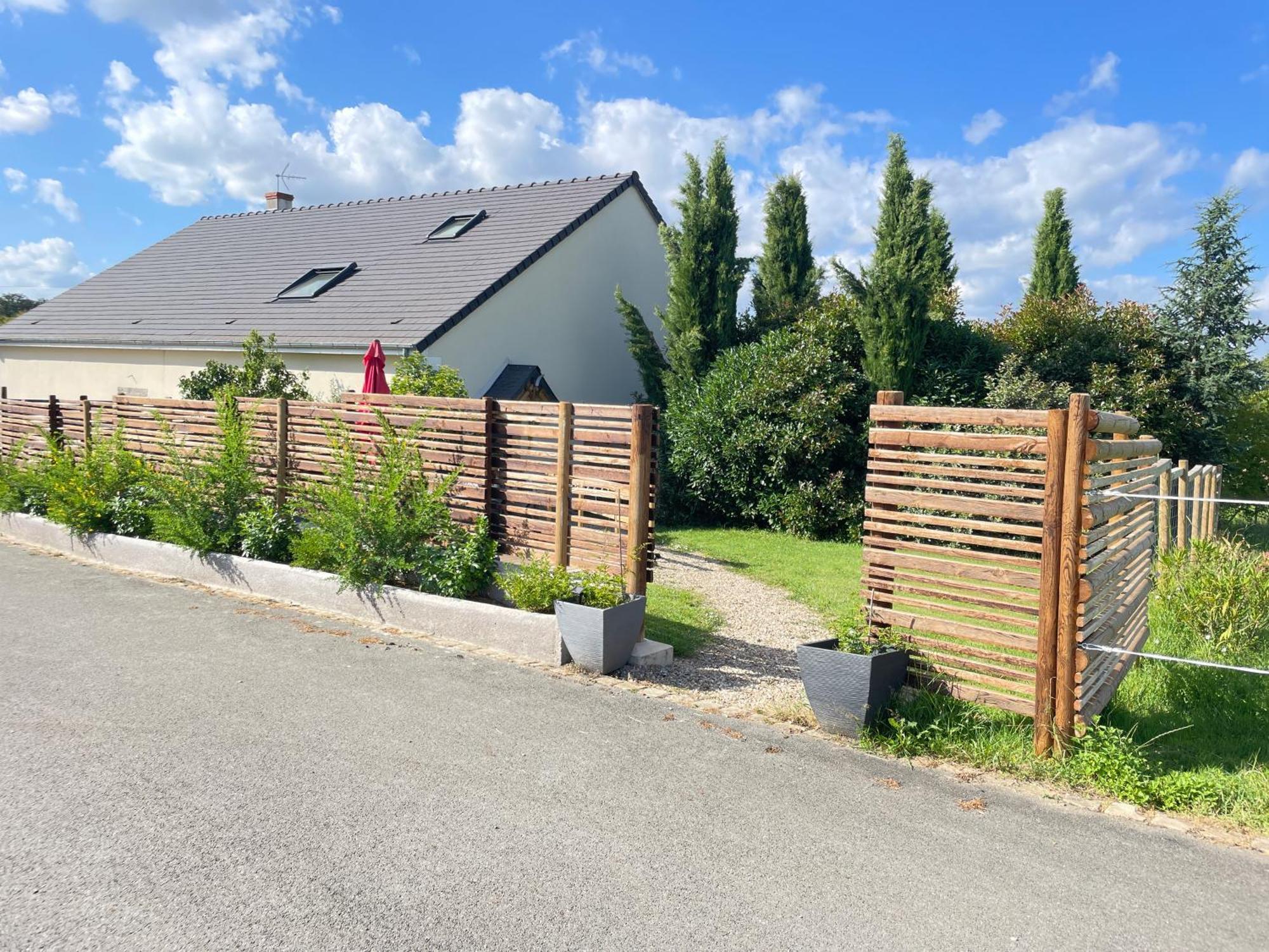 Gite Neuf Avec Jardin, Foret Et Etang Argenton Sur Creuse Exteriör bild